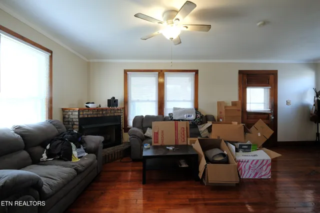 $299,900 | 304 West Lincoln Road, Alcoa, TN 37701