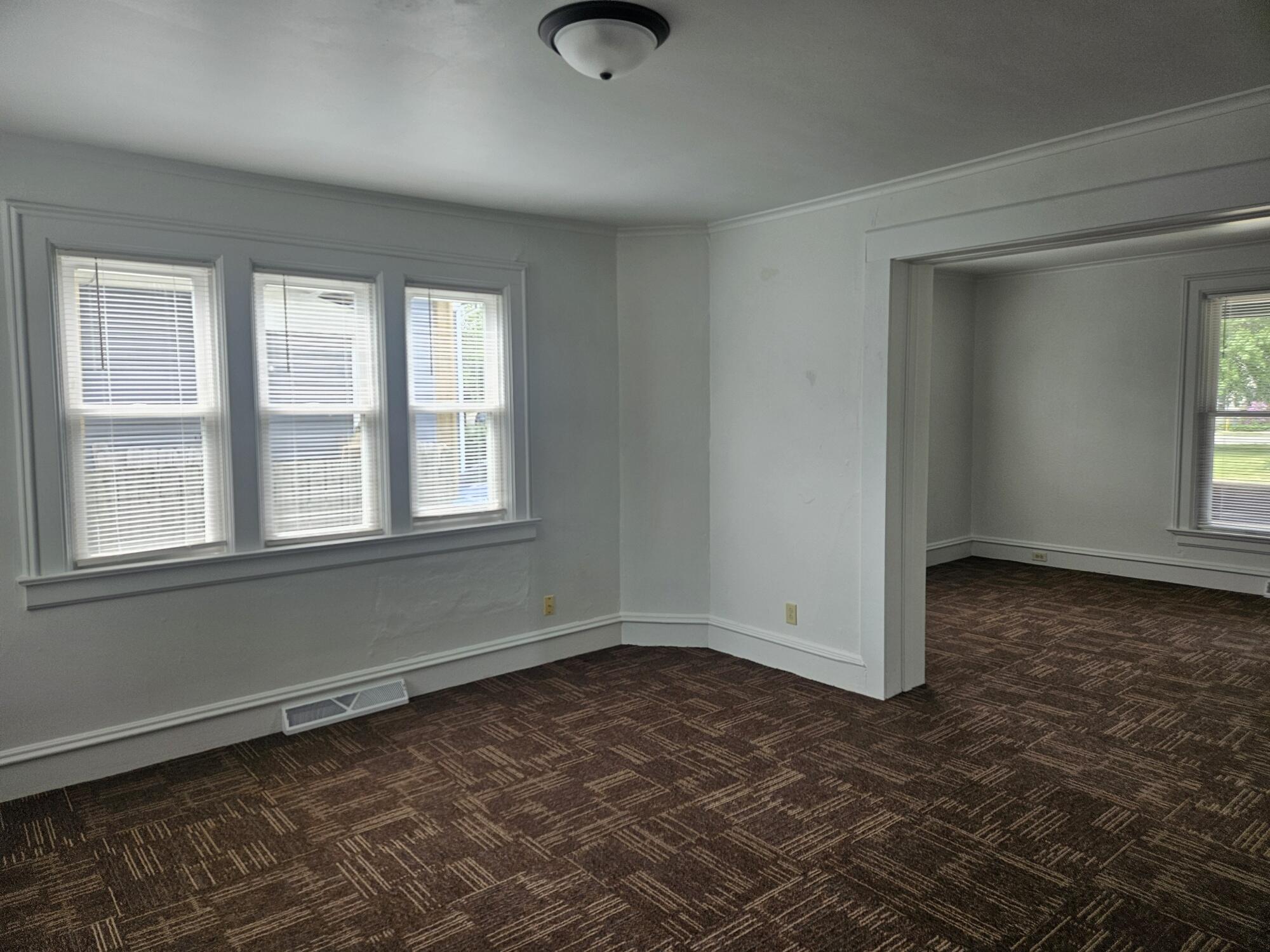 907 Tyler Street La Porte, IN 46350 - Photo 10 of 20 2000x1500