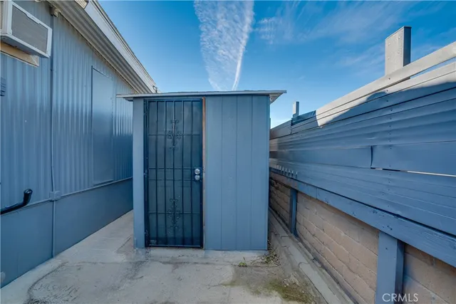 a view of outdoor space