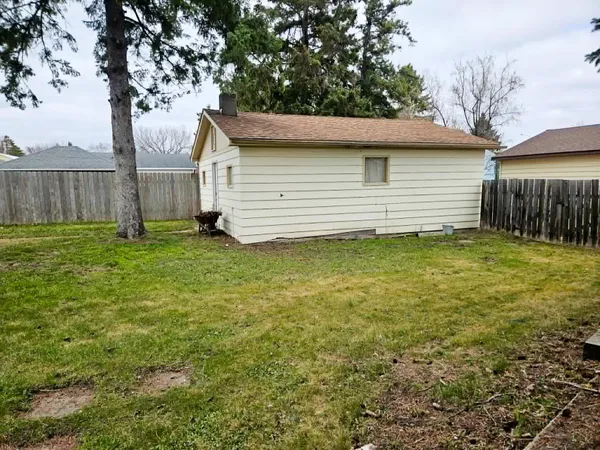 $165,000 | 308 Maple Avenue South, Thief River Falls, MN 56701