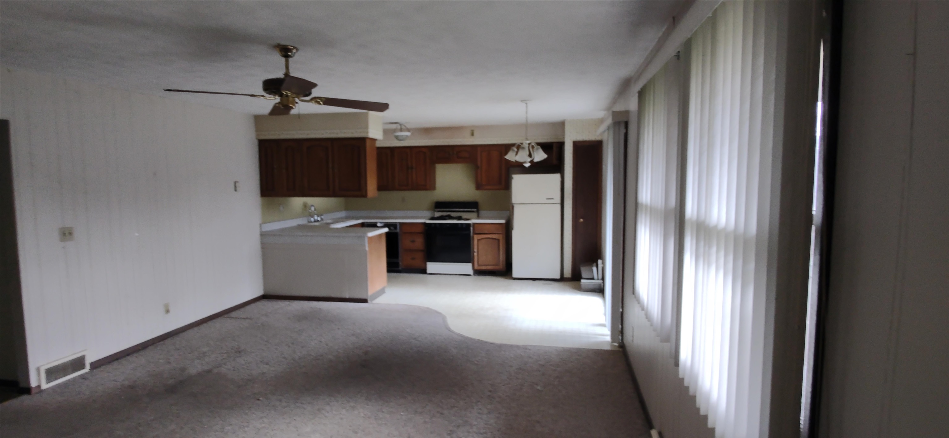 6353 Graydon Road Rockford, IL 61109 - Photo 7 of 16 Gallery Image 7