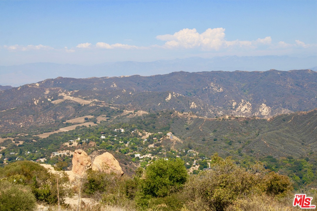 38 Saddle Peak Road Topanga, CA 90290 - Photo 30 of 32