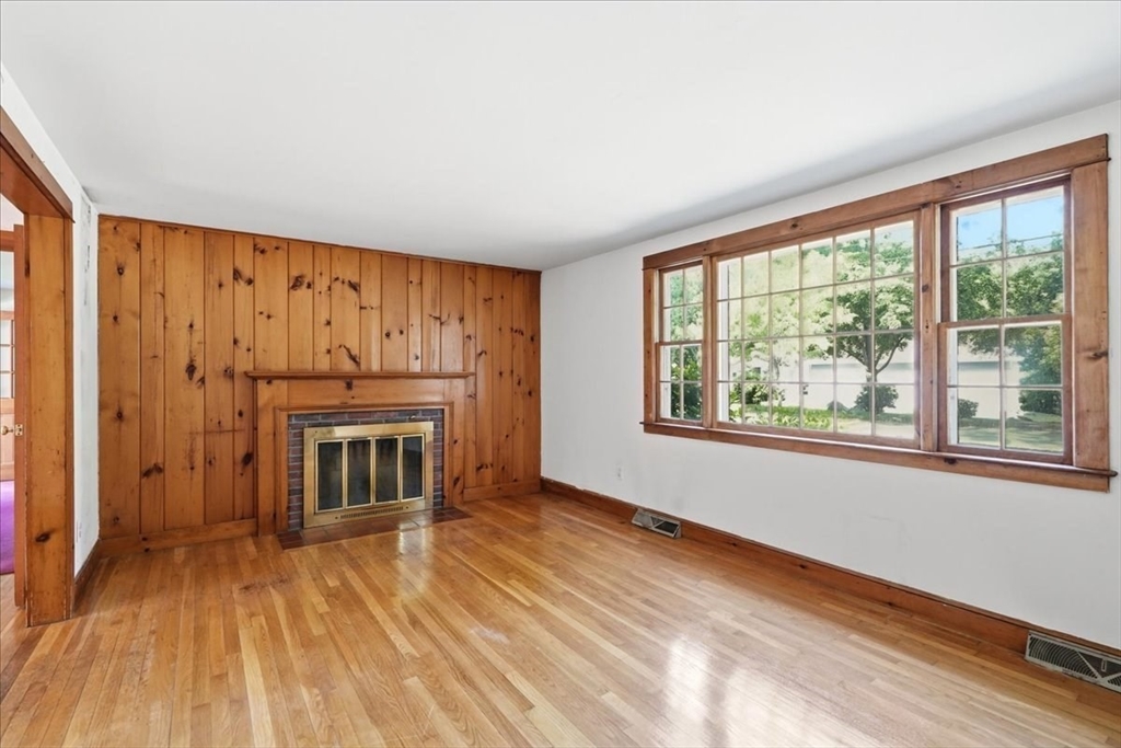 8 Paolo Road Hingham, MA 02043 - Photo 6 of 26