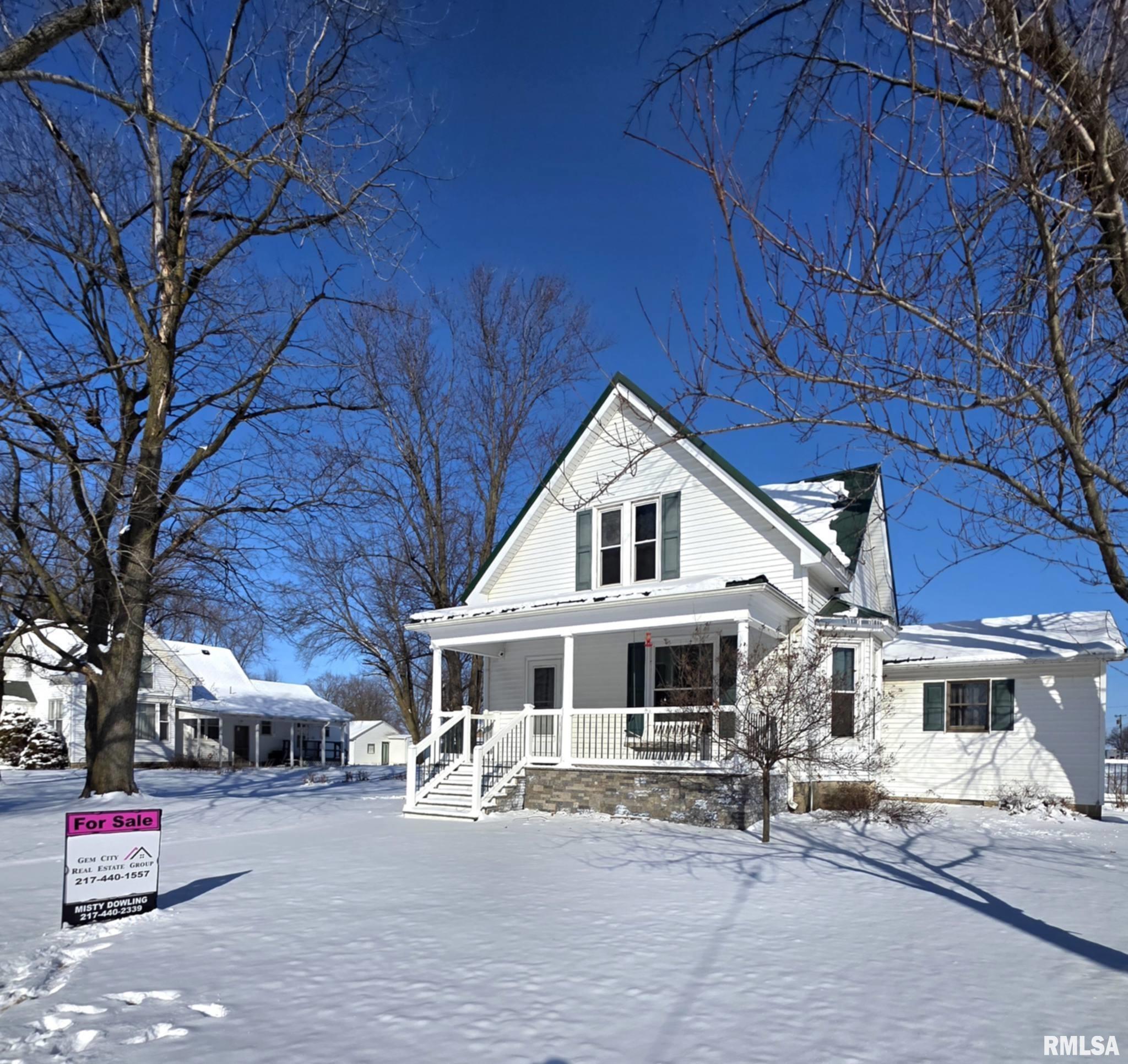 503 Albers Street Golden, IL 62339 - Photo 2 of 27