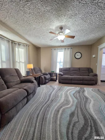 $150,000 | 503 Albers Street, Golden, IL 62339