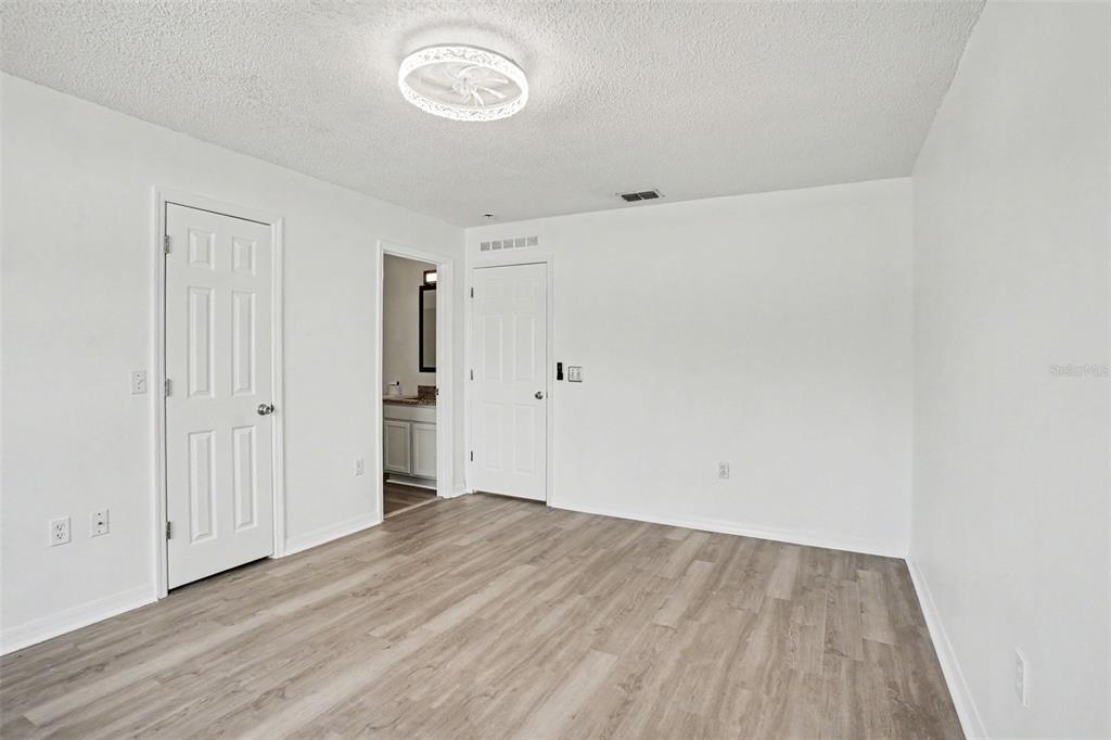 10317 Frog Pond Drive Riverview, FL 33569 - Photo 24 of 41