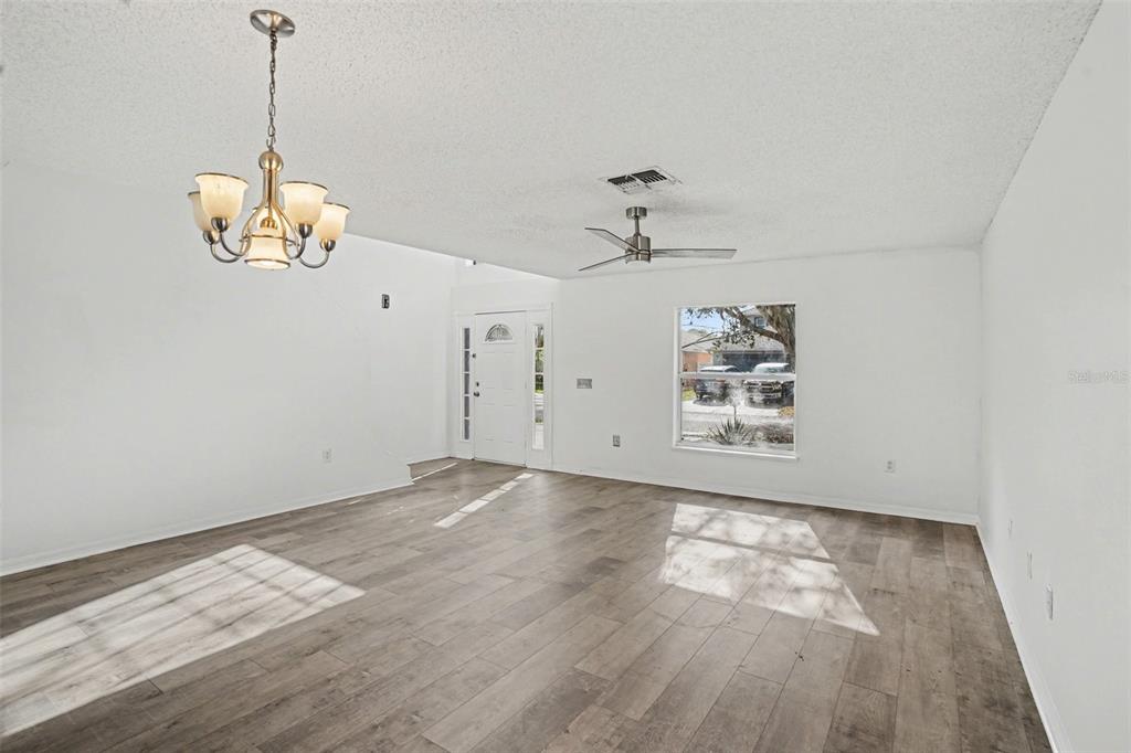 10317 Frog Pond Drive Riverview, FL 33569 - Photo 10 of 41