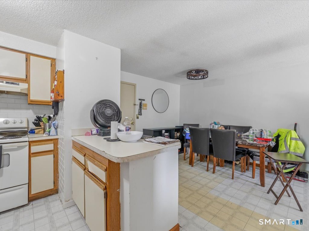1001 Old Colony Road, Unit 715 Meriden, CT 06451 - Photo 9 of 24