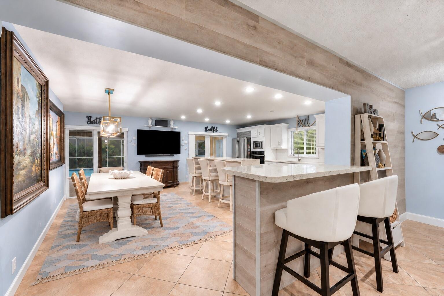 949 Laurel Road North Palm Beach, FL 33408 - Photo 7 of 53 Dining Area
