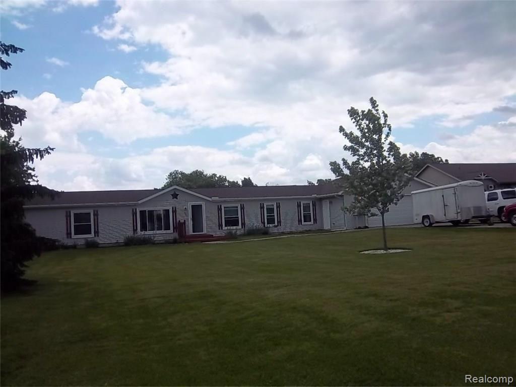 15487 Lobdell Road Linden, MI 48451 - Photo 2 of 17 Gallery Image 2