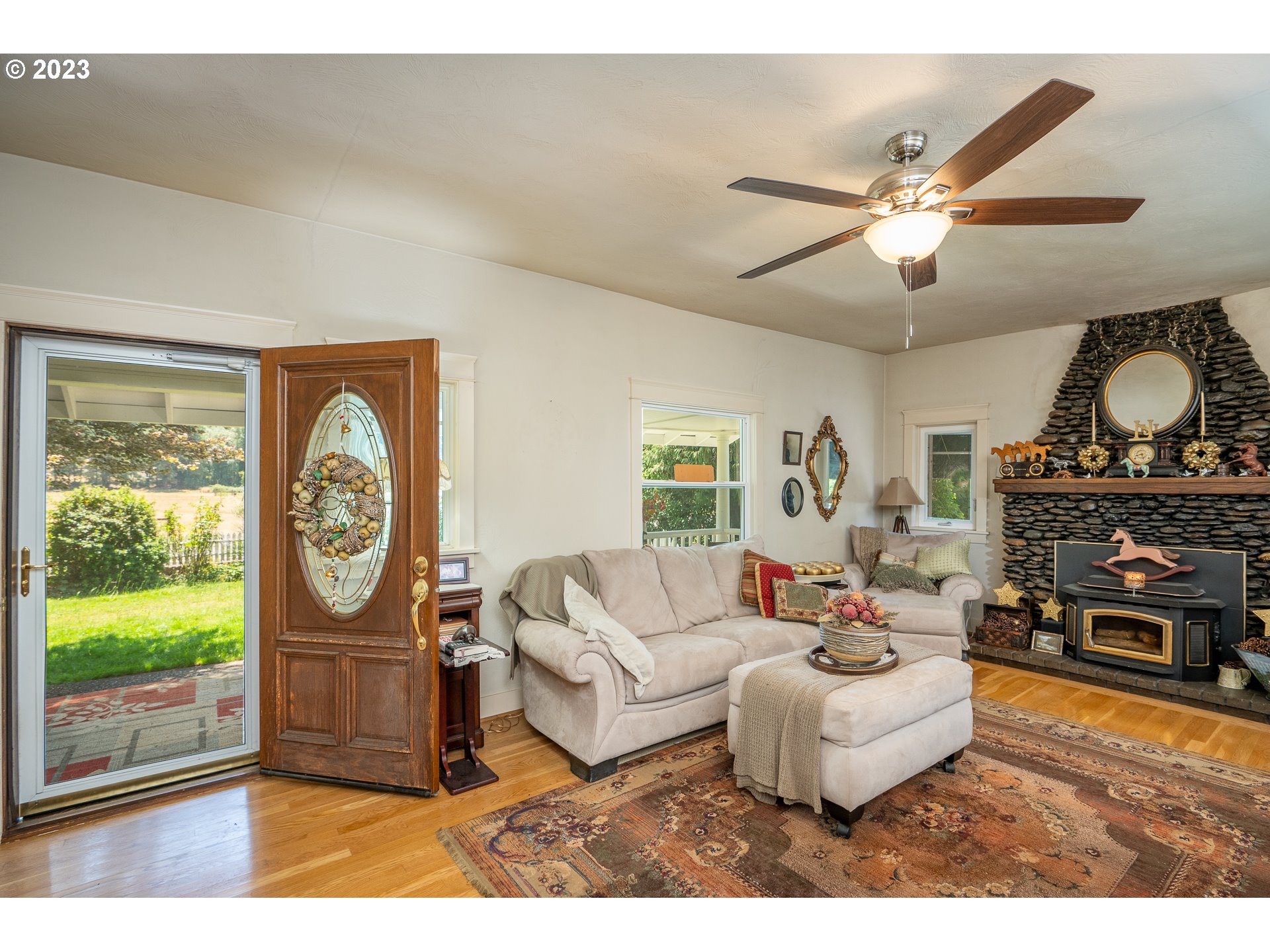 8428 Thurston Road Springfield, OR 97478 - Photo 10 of 41 Gallery Image 10