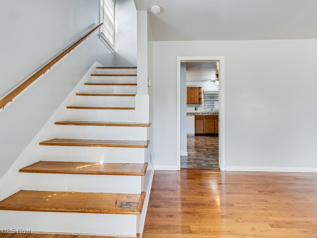 2348 Saybrook Road Cleveland, OH 44118 - Photo 21 of 37