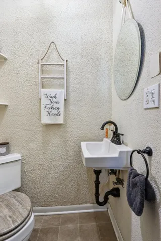 $269,999 | 4101 Crestwood Street, McHenry, IL 60050