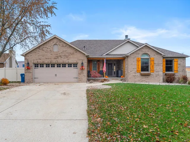 $419,900 | 8407 Heron Lake Road, St. John, IN 46373