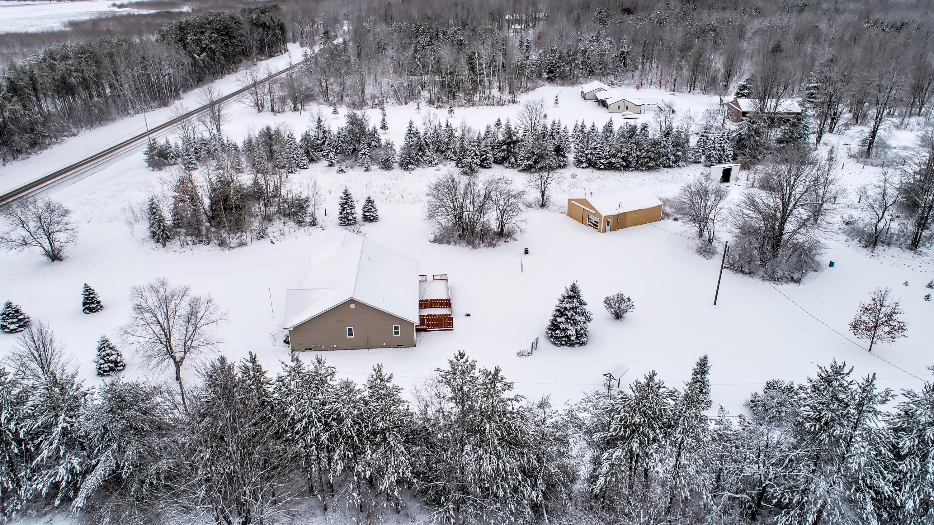 2296 Van Tyle Road Gaylord, MI 49735 - Photo 11 of 51 Gallery Image 11
