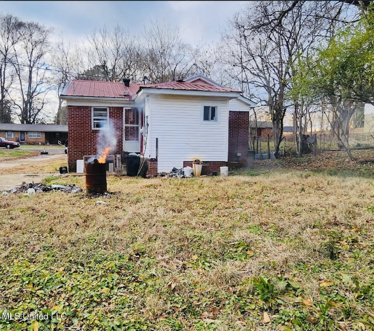 408 North Adams Street Iuka, MS 38852 - Photo 11 of 14 back
