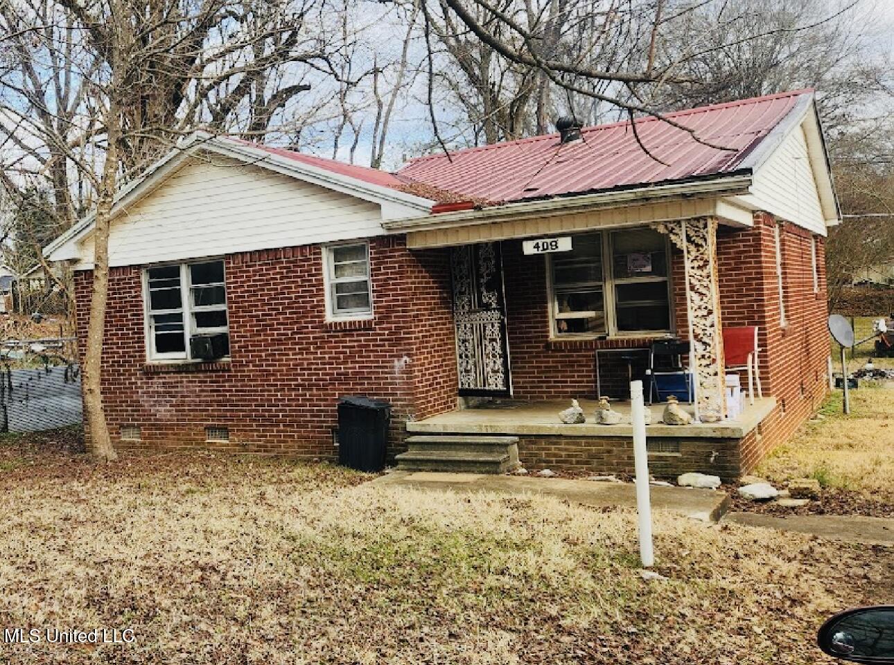 408 North Adams Street Iuka, MS 38852 - Photo 2 of 14 front2
