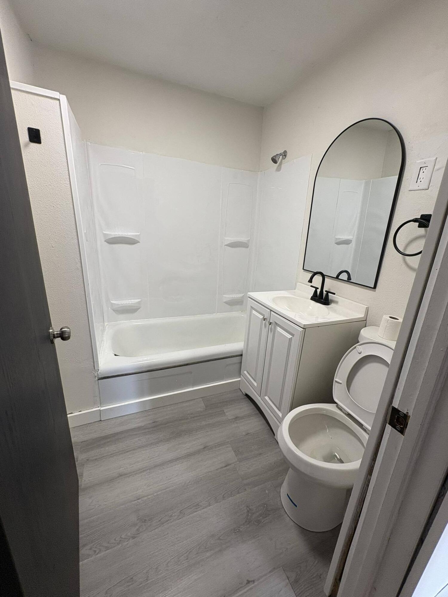 111 East Elizabeth Street Tomah, WI 54660 - Photo 11 of 23 536269670_122127842918931091_25011251147