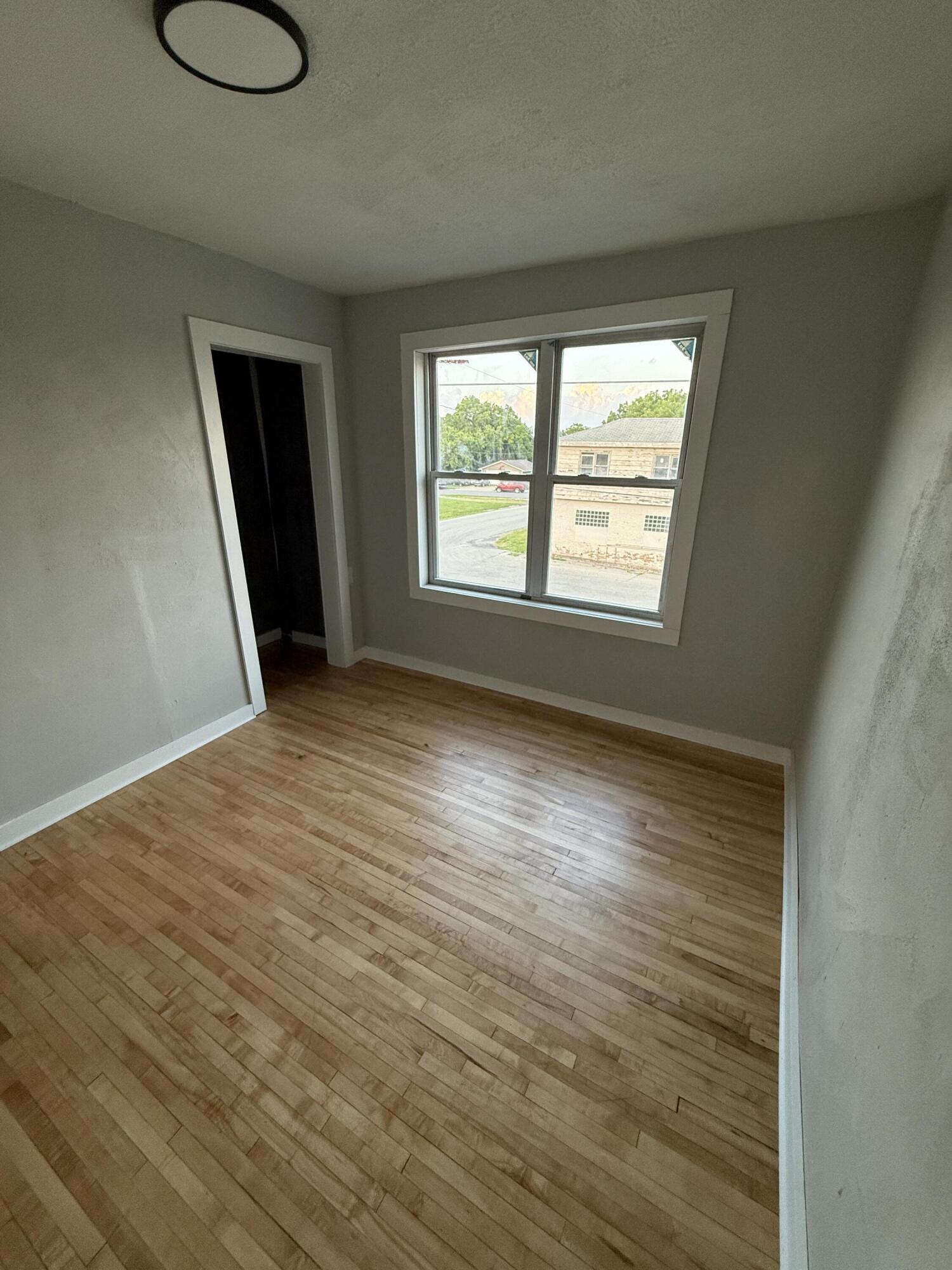 111 East Elizabeth Street Tomah, WI 54660 - Photo 13 of 23 IMG_8187