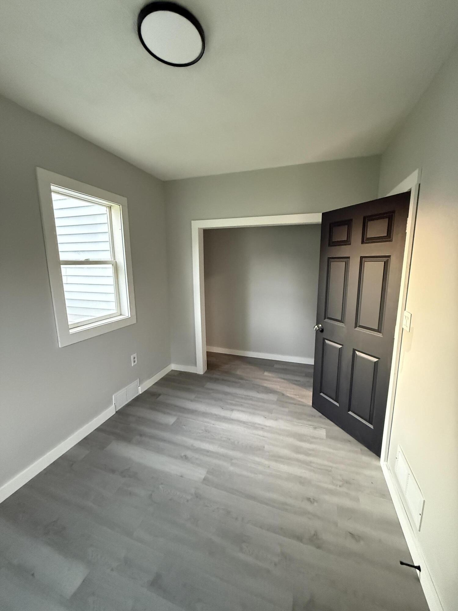 111 East Elizabeth Street Tomah, WI 54660 - Photo 8 of 23 IMG_8178