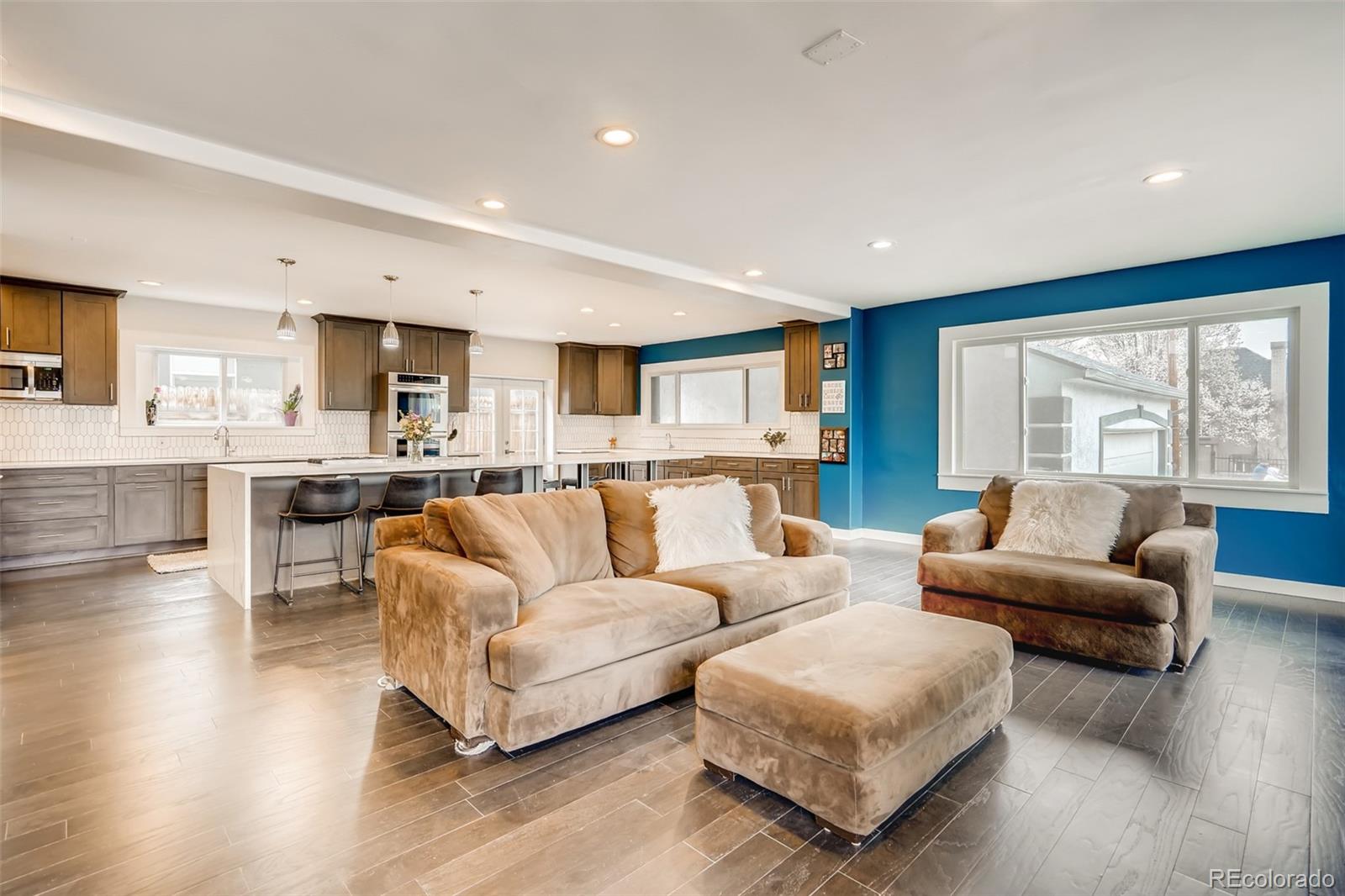 2551 York Street Denver, CO 80205 - Photo 5 of 36