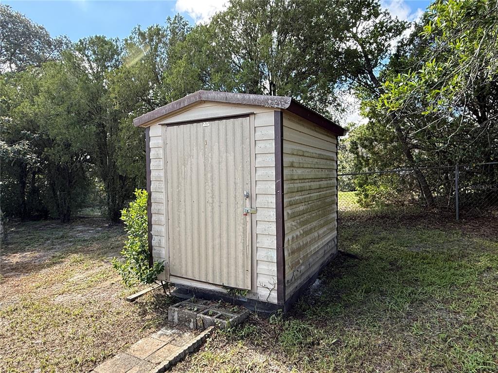 9448 Chase Street Spring Hill, FL 34608 - Photo 6 of 27 Gallery Image 6
