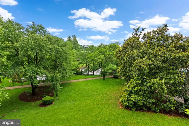 $249,999 | 10401 Grosvenor Place, Unit 413, Rockville, MD 20852