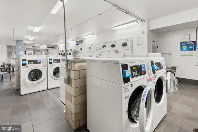 $249,999 | 10401 Grosvenor Place, Unit 413, Rockville, MD 20852