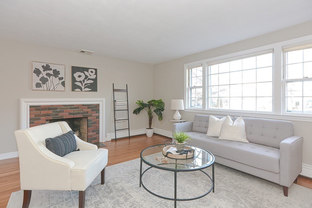 196 Alder Road Westwood, MA 02090 - Photo 12 of 42 Gallery Image 12