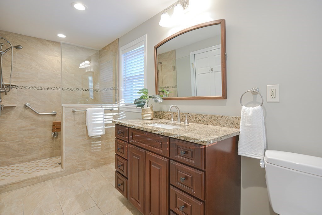 196 Alder Road Westwood, MA 02090 - Photo 18 of 42 Gallery Image 18
