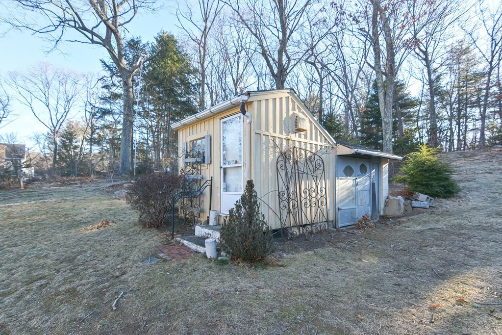 196 Alder Road Westwood, MA 02090 - Photo 36 of 42 Gallery Image 36