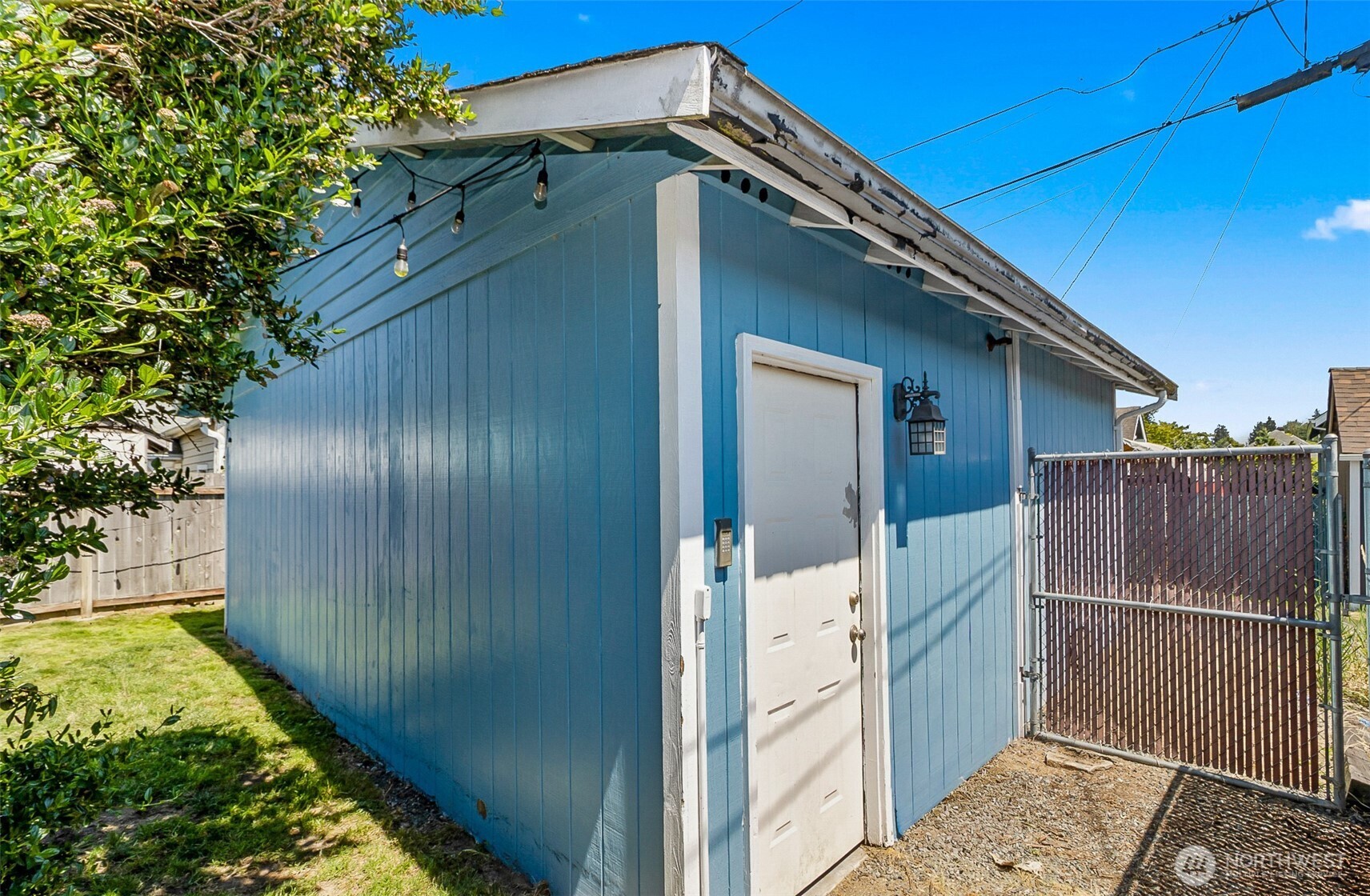 2423 Chestnut Street Everett, WA 98201 - Photo 33 of 40