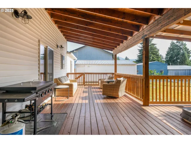 $585,000 | 291 Metzger Road, Carson, WA 98610