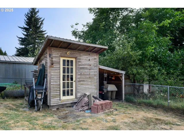 $585,000 | 291 Metzger Road, Carson, WA 98610