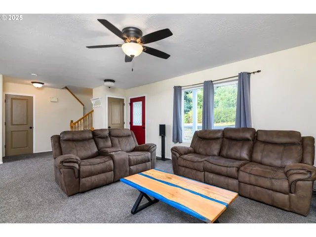 $585,000 | 291 Metzger Road, Carson, WA 98610