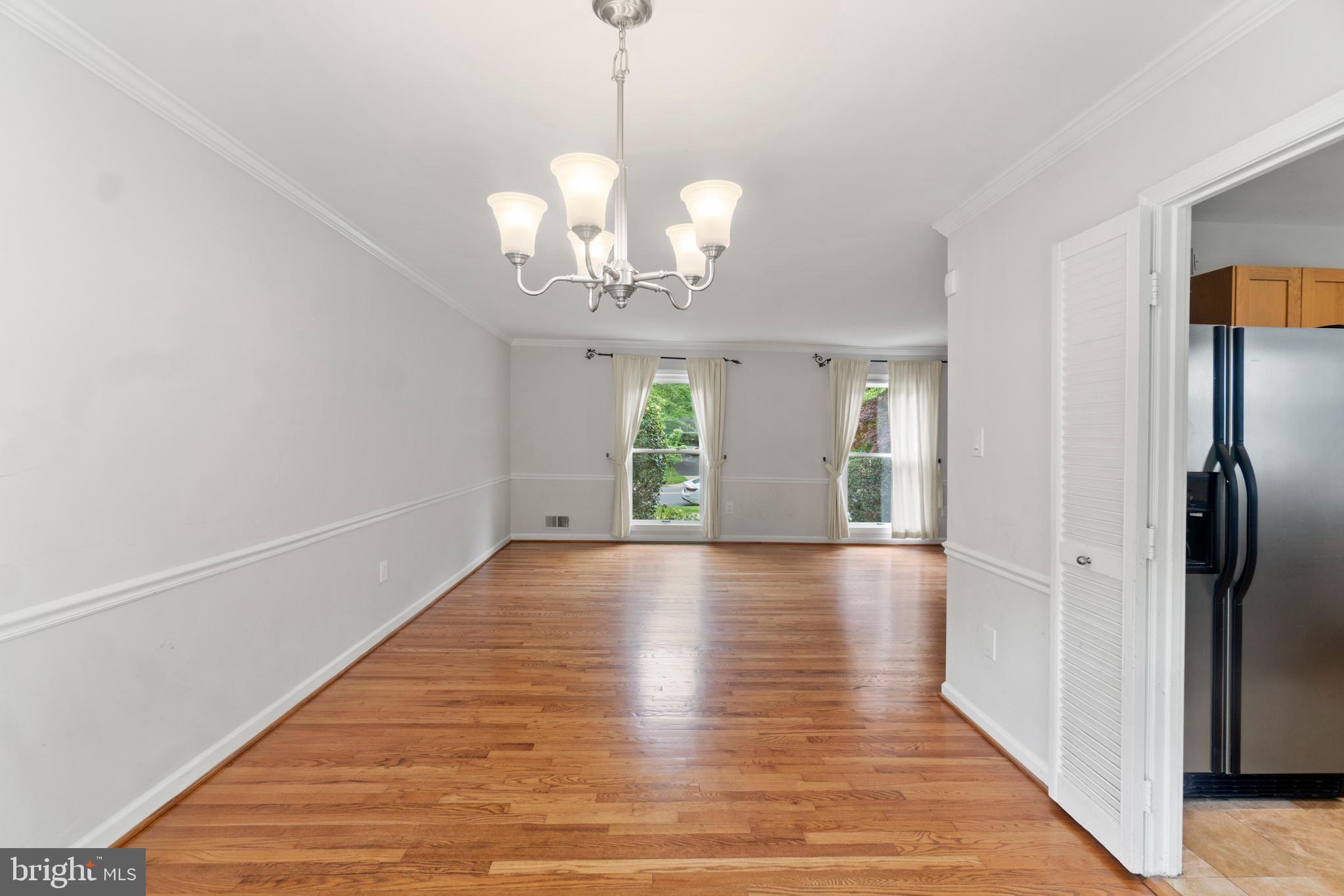 2293 Stratton Drive Potomac, MD 20854 - Photo 13 of 60