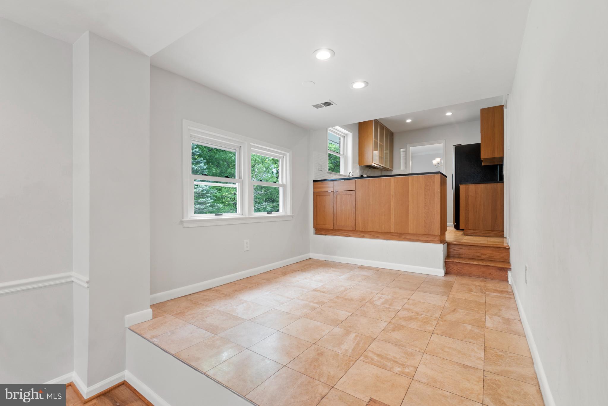 2293 Stratton Drive Potomac, MD 20854 - Photo 19 of 60