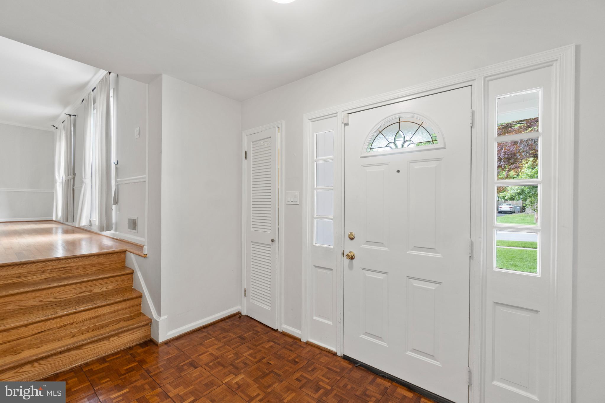 2293 Stratton Drive Potomac, MD 20854 - Photo 2 of 60