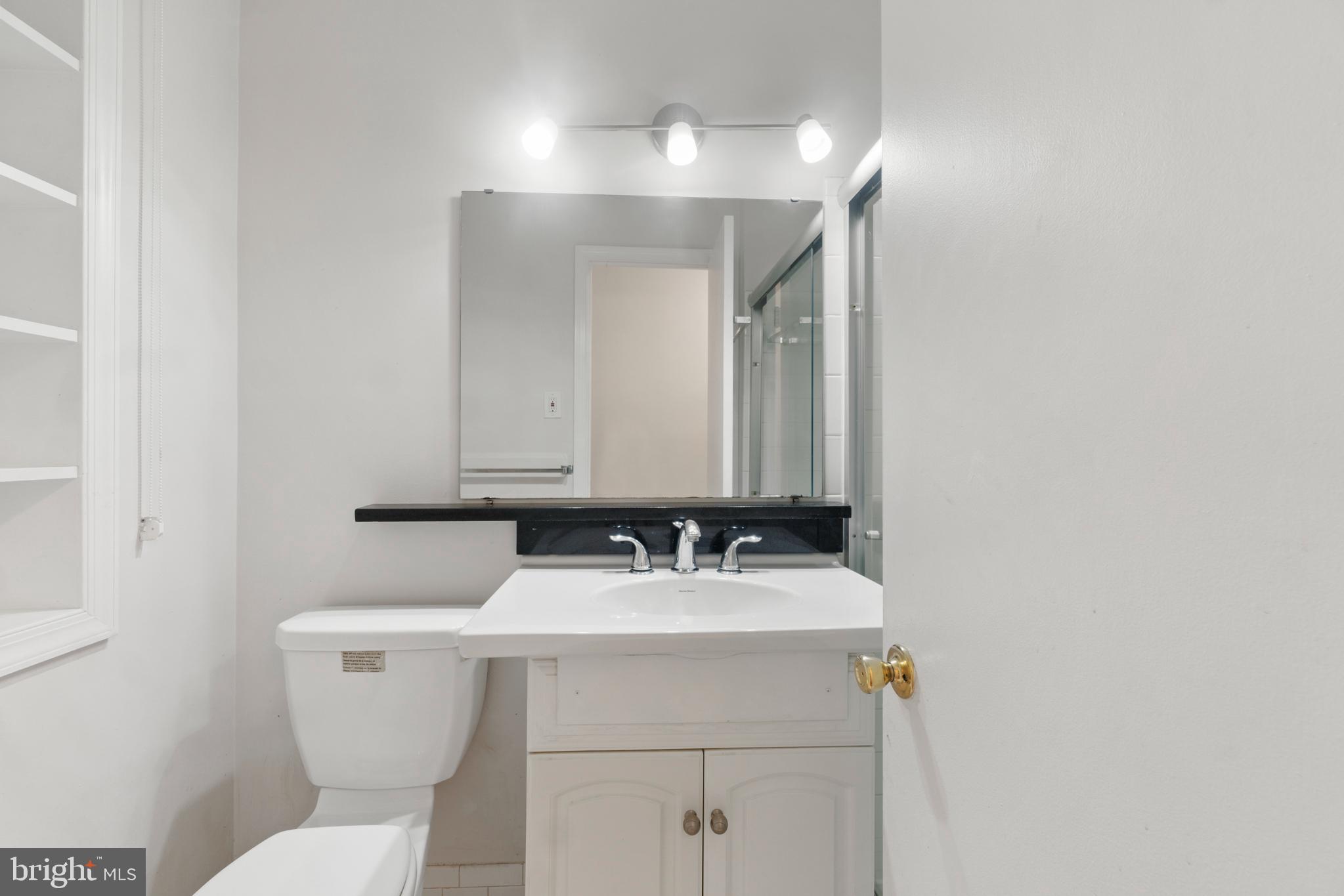 2293 Stratton Drive Potomac, MD 20854 - Photo 43 of 60