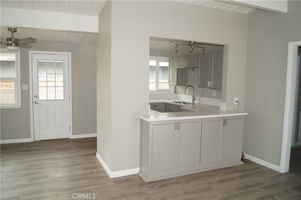 855 West B Street Colton, CA 92324 - Photo 3 of 8