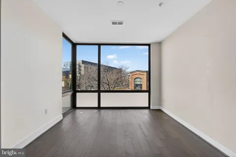 $430,000 | 1500 Pennsylvania Ave. Southeast, Unit 310, Washington, DC 20003