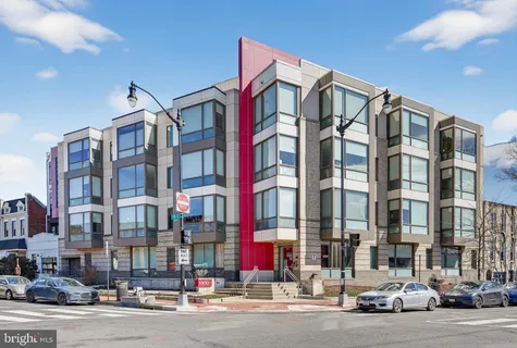$430,000 | 1500 Pennsylvania Ave. Southeast, Unit 310, Washington, DC 20003