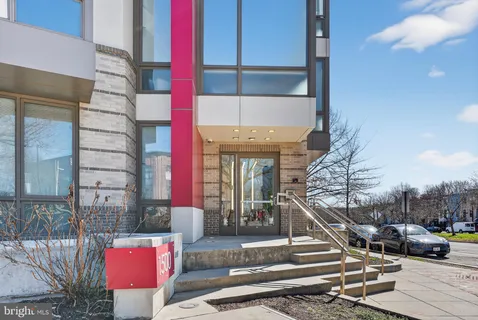 $430,000 | 1500 Pennsylvania Ave. Southeast, Unit 310, Washington, DC 20003