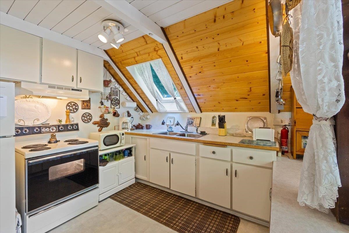 74 Reeds Landing Road Newport, WA 99156 - Photo 12 of 36 Gallery Image 12