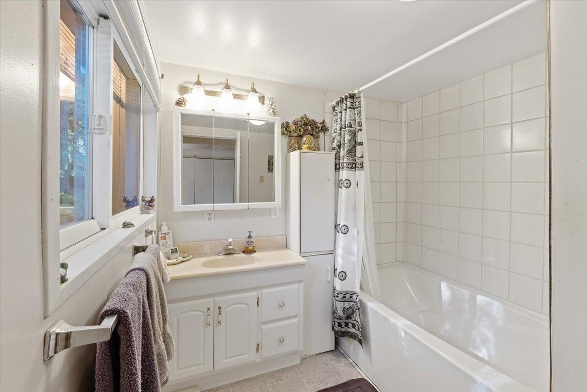74 Reeds Landing Road Newport, WA 99156 - Photo 14 of 36 Gallery Image 14