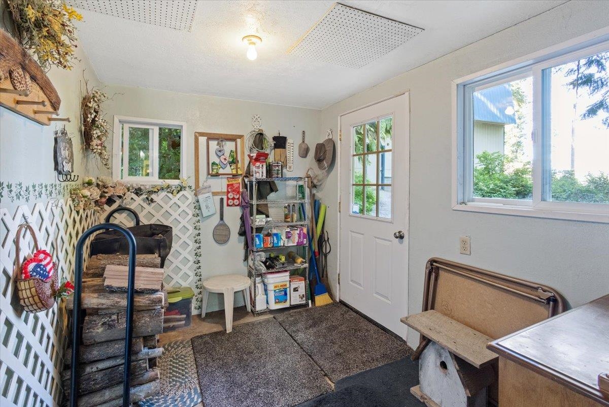 74 Reeds Landing Road Newport, WA 99156 - Photo 3 of 36 Gallery Image 3