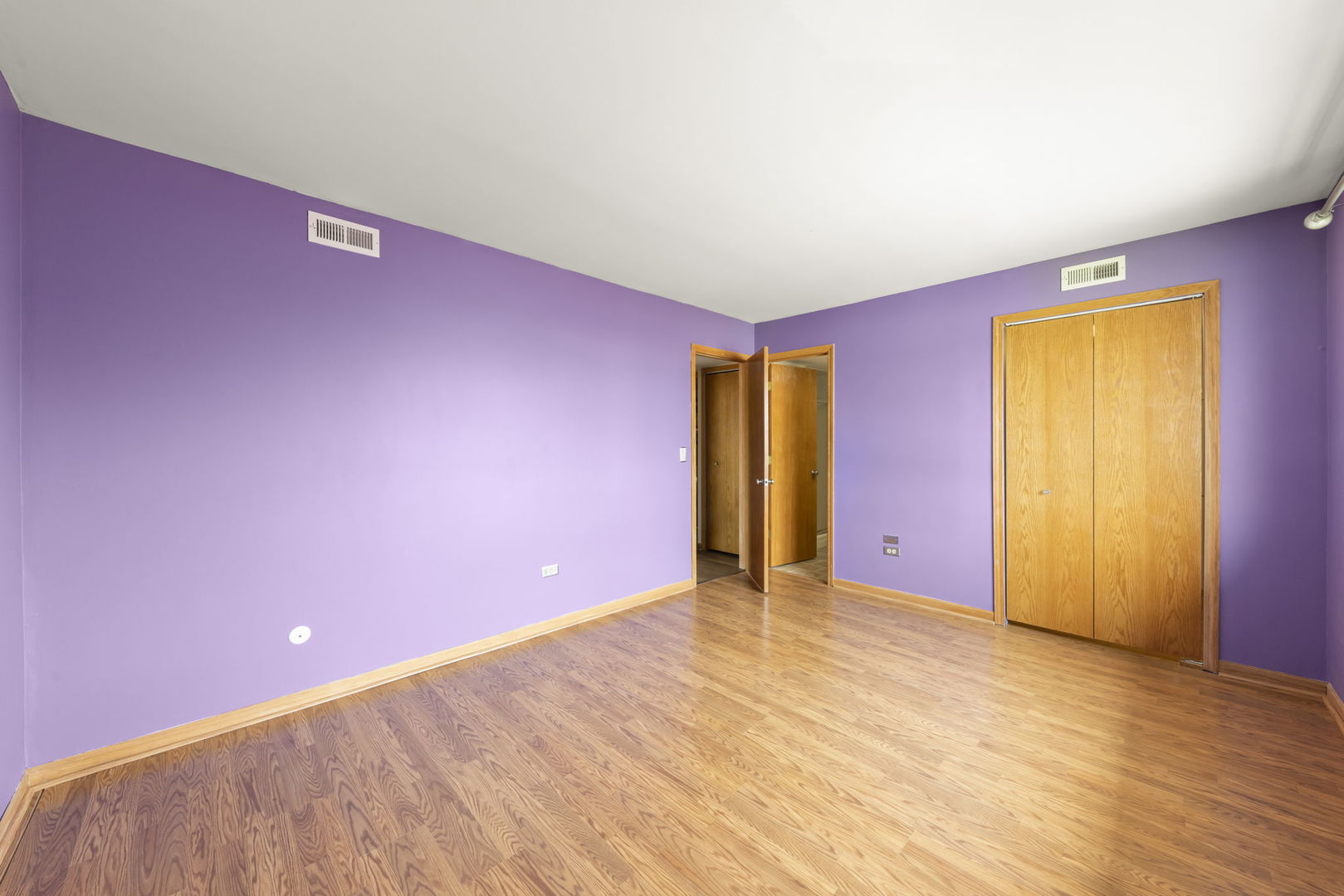 1233 Chalet Road, Unit 300 Naperville, IL 60563 - Photo 13 of 28 Gallery Image 13