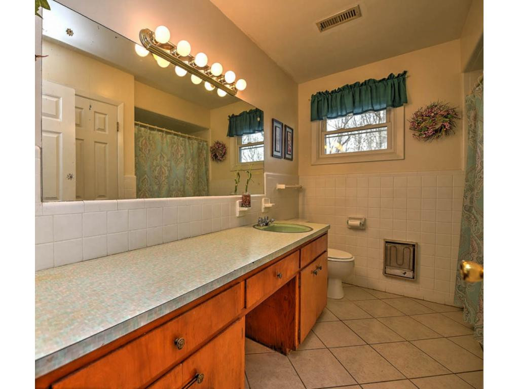 432 Lenoir Road Kingsport, TN 37660 - Photo 10 of 22 Photo 10