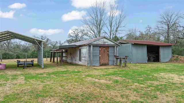 $440,000 | 11922 Long Trussel Road, Bryan, TX 77808