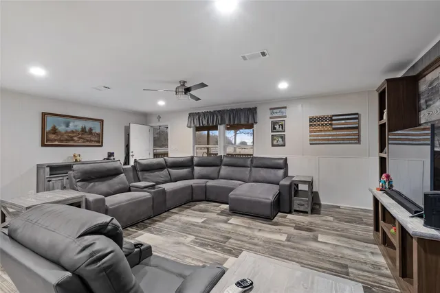 $440,000 | 11922 Long Trussel Road, Bryan, TX 77808